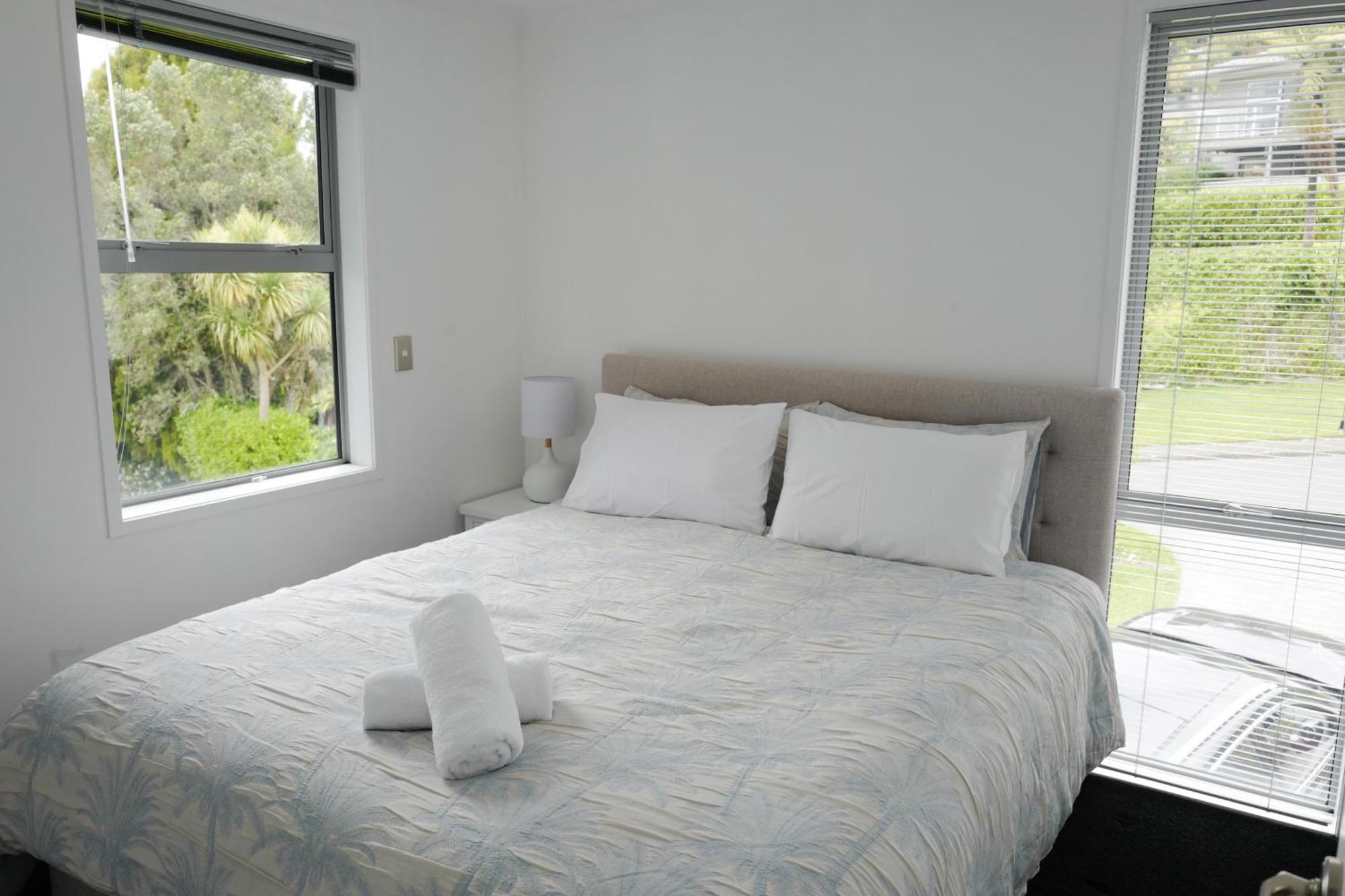 Rotorua Serenity Lakeview Retreat Ngoại thất bức ảnh