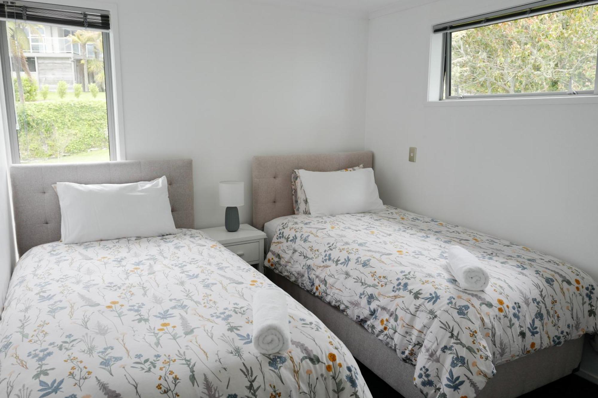 Rotorua Serenity Lakeview Retreat Ngoại thất bức ảnh