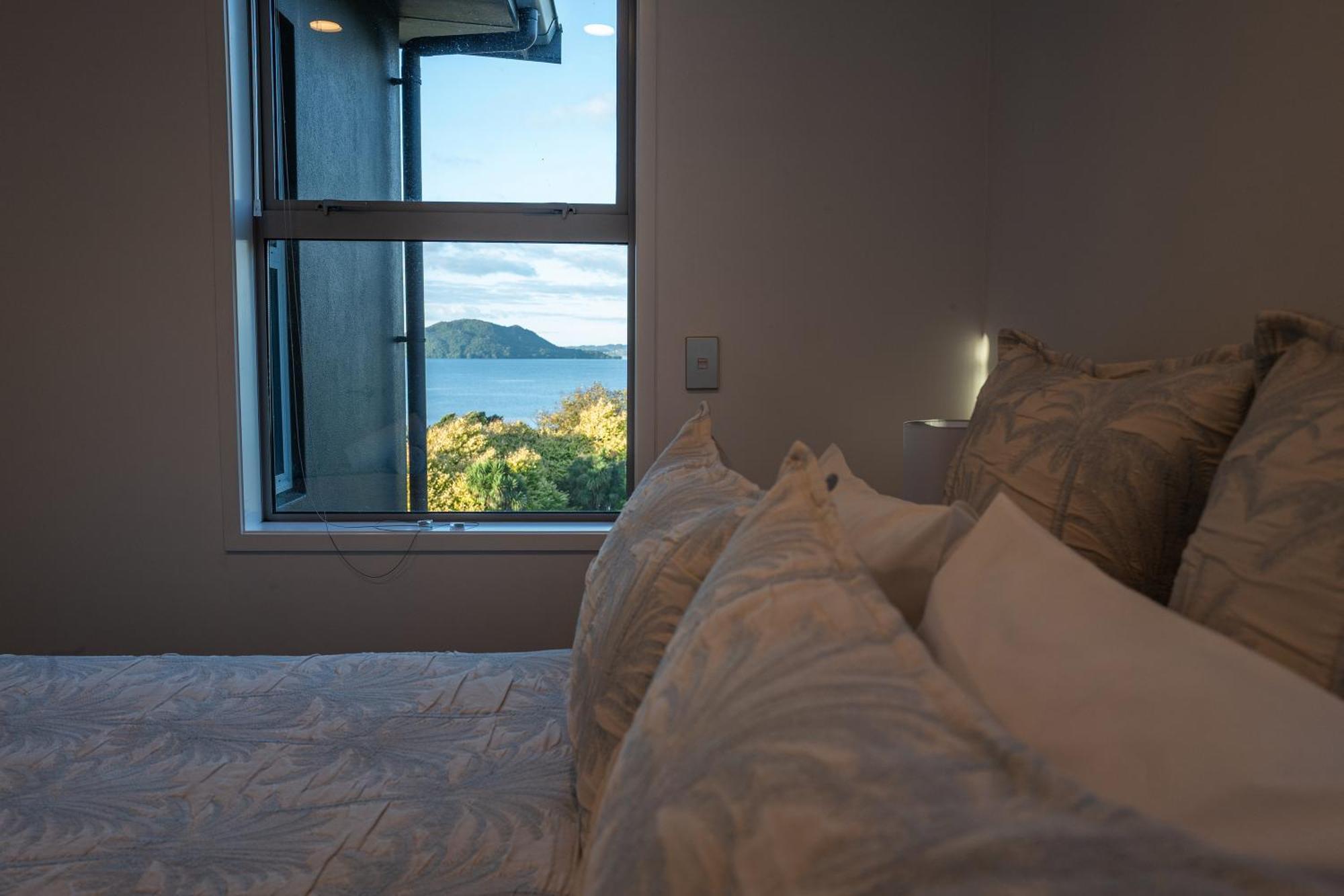 Rotorua Serenity Lakeview Retreat Ngoại thất bức ảnh