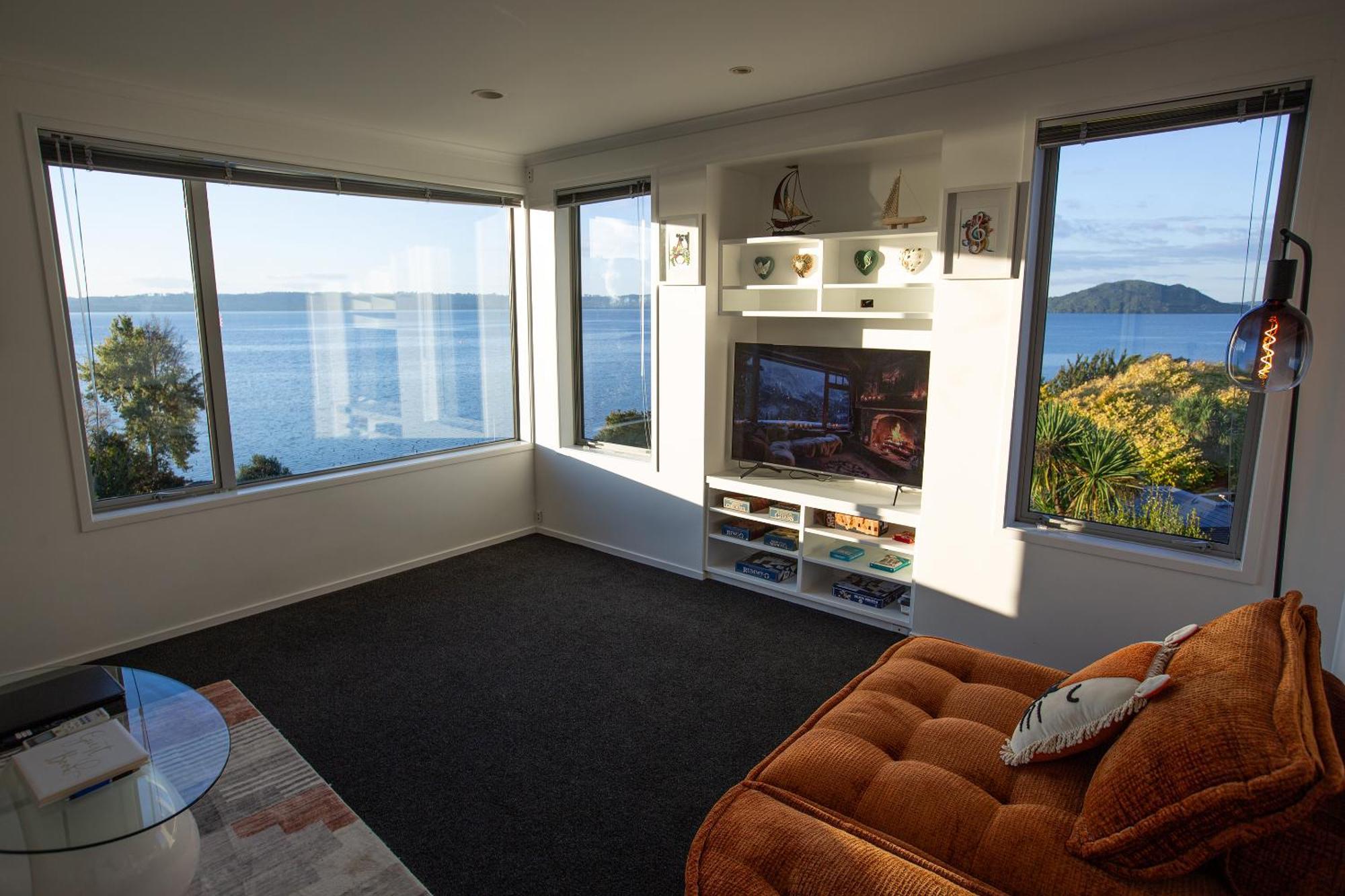 Rotorua Serenity Lakeview Retreat Ngoại thất bức ảnh